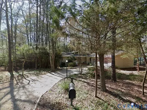 4007 Timber Ridge Rd, Midlothian, VA 23112