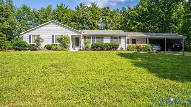 83 Restful Acres Ln, Farmville, VA 23901