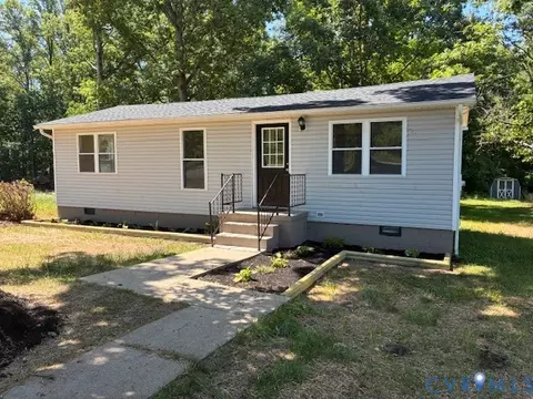 420 Rolling Path Rd, Louisa, VA 23093