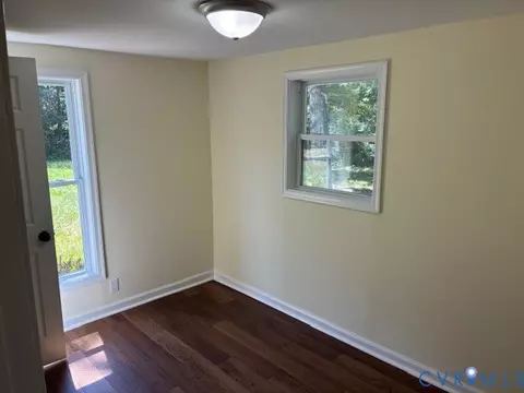 Bedroom - 420 Rolling Path Rd, Louisa, VA 23093 photo 3 of 3