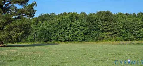 1728 Fairfield Rd, Dunnsville, VA 22454