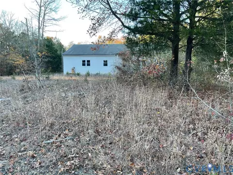 161 Sparrow Ln, Aylett, VA 23009