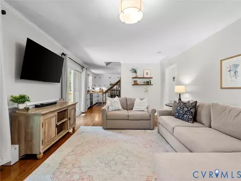 Living - 3307 Fox Chase Dr, Midlothian, VA 23112 photo 3 of 3