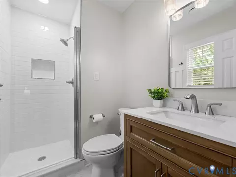 Bath - 3307 Fox Chase Dr, Midlothian, VA 23112 photo 2 of 4