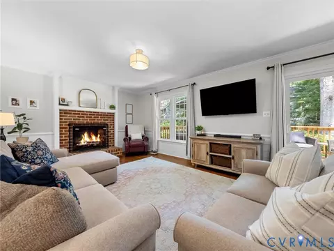 Living - 3307 Fox Chase Dr, Midlothian, VA 23112 photo 2 of 3