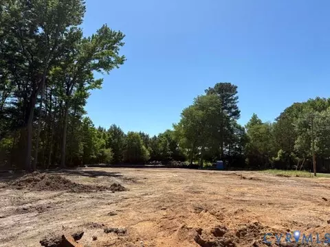 44 Spotswood Dr, Petersburg, VA 23805