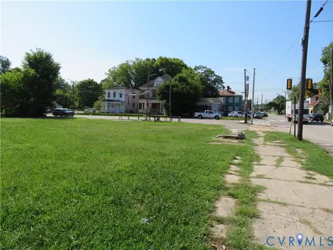 717 W Washington St, Petersburg, VA 23803