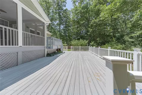 Exterior - 6100 Pointer Run Dr, Chesterfield, VA 23838 photo 6 of 12