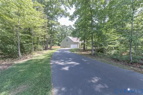 Exterior - 6100 Pointer Run Dr, Chesterfield, VA 23838 photo 2 of 12