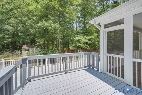 Exterior - 6100 Pointer Run Dr, Chesterfield, VA 23838 photo 8 of 12