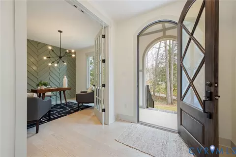 8919 Rustic Rd, Richmond, VA 23235 photo 4