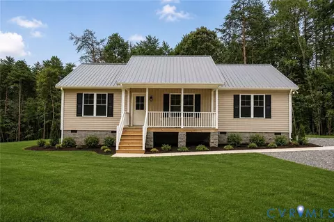 284 Hughes Rd, Farmville, VA 23901