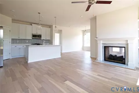 02 Canoe Pointe Loop, Chesterfield, VA 23120 photo 2