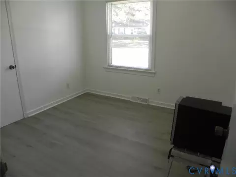 Bedroom - 108 E Gray St, Sandston, VA 23150 photo 2 of 2