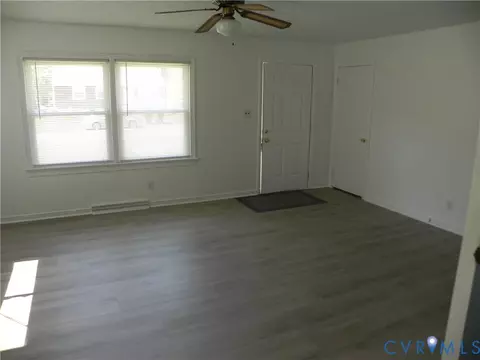 Living - 108 E Gray St, Sandston, VA 23150 photo 1 of 3