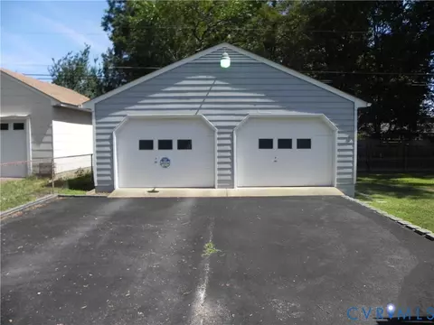 Exterior - 108 E Gray St, Sandston, VA 23150 photo 3 of 4