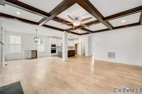Living - 7130 Maple Summit Ln, Moseley, VA 23120 photo 3 of 7