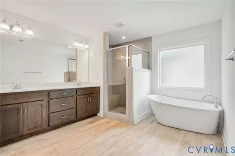 Bath - 7130 Maple Summit Ln, Moseley, VA 23120 photo 3 of 4
