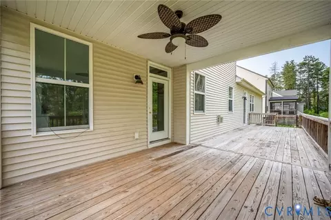 Exterior - 7130 Maple Summit Ln, Moseley, VA 23120 photo 6 of 7