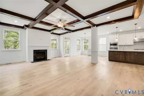 Living - 7130 Maple Summit Ln, Moseley, VA 23120 photo 5 of 7