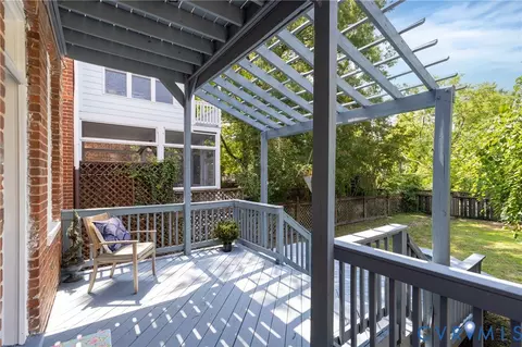 Exterior - 3135 Floyd Ave, Richmond, VA 23221 photo 10 of 14