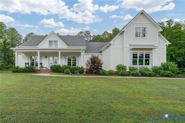 1769 Fishers Pond Dr, Maidens, VA 23102