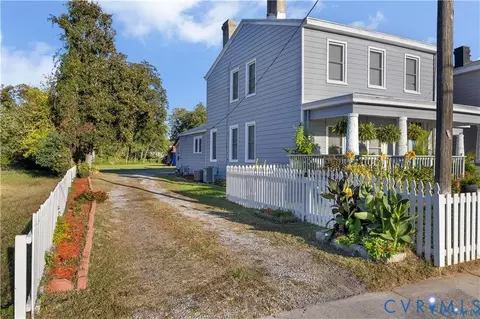509 Harding St, Petersburg, VA 23803
