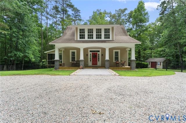 19107 Duval Rd, Moseley, VA 23120