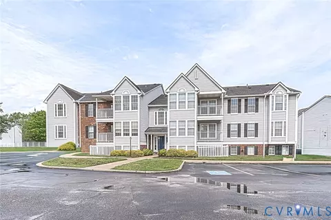 10211 Wolfe Manor Ct #11, Glen Allen, VA 23060