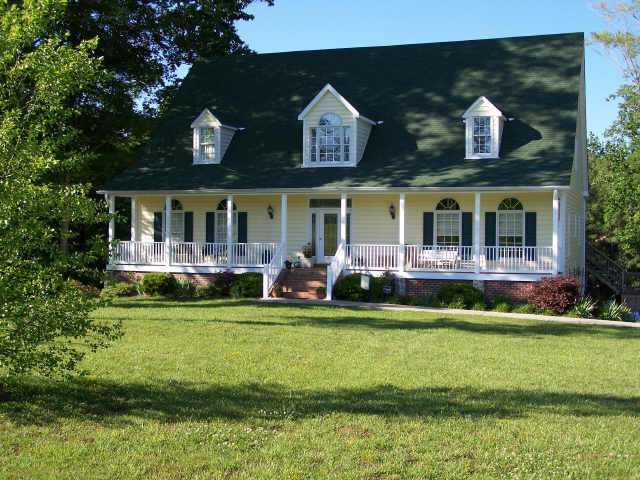 367 Alexander Dr, Bracey, VA 23919 photo 1