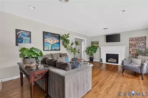 Living - 7724 Turf Ln, Richmond, VA 23225 photo 1 of 3