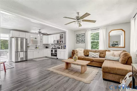 Living - 348 Forest Ln, King William, VA 23086 photo 1 of 3