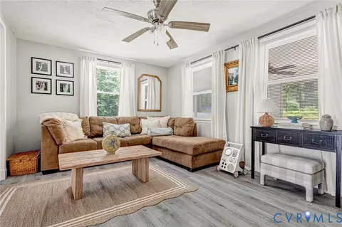 Living - 348 Forest Ln, King William, VA 23086 photo 3 of 3