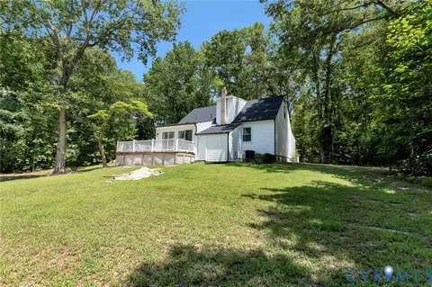 Exterior - 348 Forest Ln, King William, VA 23086 photo 10 of 11