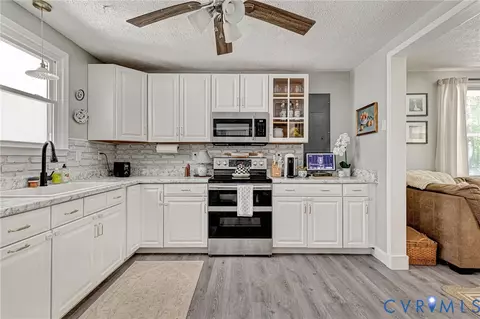 Kitchen - 348 Forest Ln, King William, VA 23086 photo 3 of 3