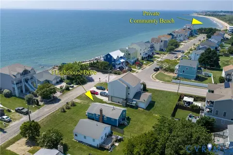 3 Lighthouse Dr, Hampton, VA 23664 photo 4