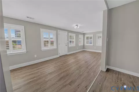 3 Lighthouse Dr, Hampton, VA 23664 photo 6