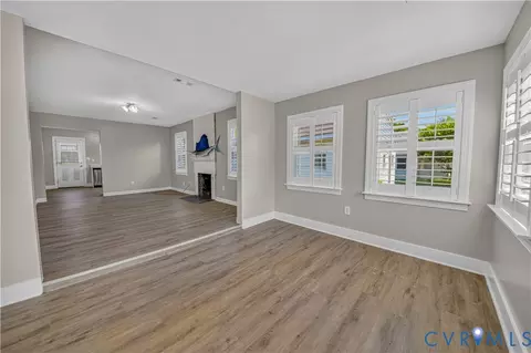 3 Lighthouse Dr, Hampton, VA 23664 photo 8