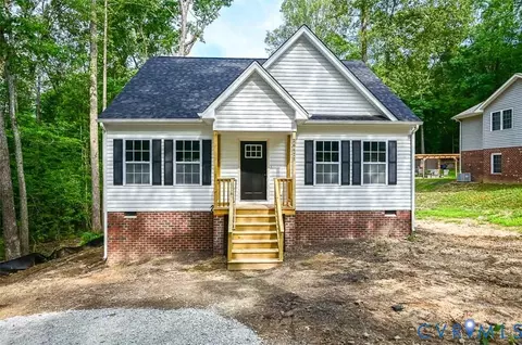 76 Albertson Ct, Ruther Glen, VA 22546