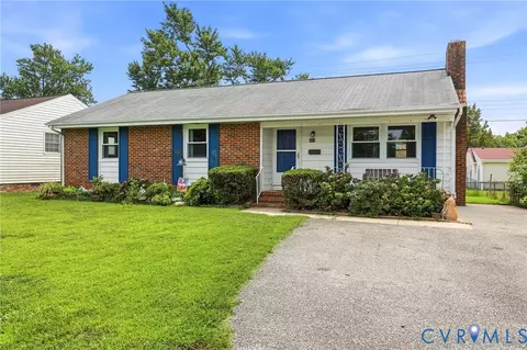 307 Kent Ave, Colonial Heights, VA 23834