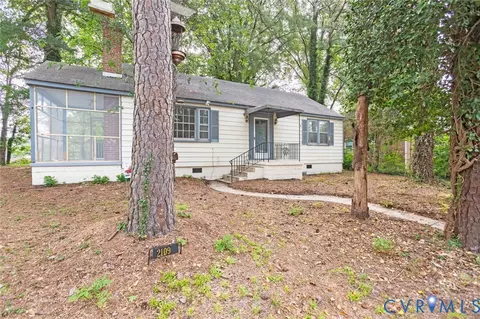 2109 Jackson Ct, Petersburg, VA 23805