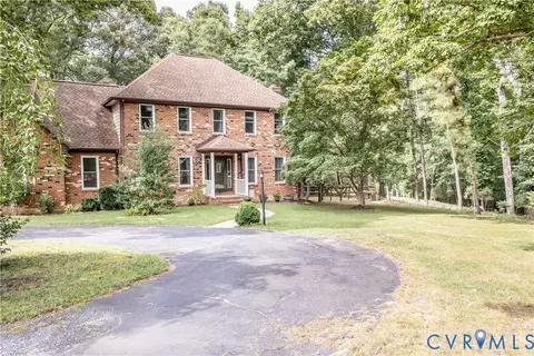 14530 Fox Knoll Dr, South Chesterfield, VA 23834