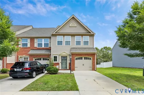 8963 Ringview Dr, Mechanicsville, VA 23116