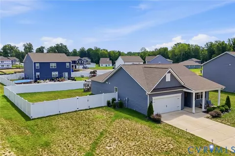 11070 Chappell Creek Cir, Hopewell, VA 23860