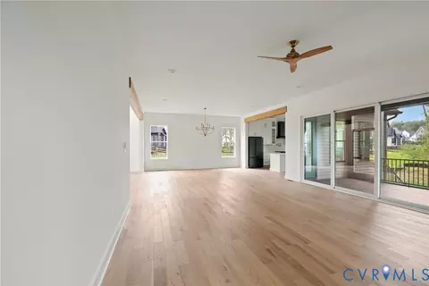 Living - 15212 Barford Dr, Midlothian, VA 23112 photo 3 of 4