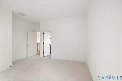 Bedroom - 15212 Barford Dr, Midlothian, VA 23112 photo 4 of 9