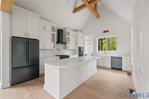 Kitchen - 15212 Barford Dr, Midlothian, VA 23112 photo 2 of 6