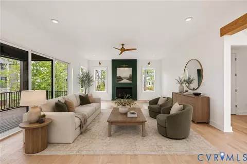 Living - 15212 Barford Dr, Midlothian, VA 23112 photo 4 of 4