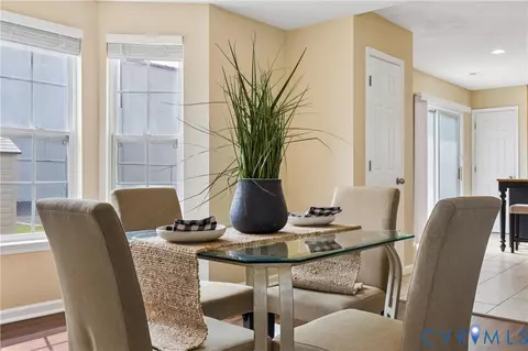 Dining - 21 St Johns Dr, Hampton, VA 23666 photo 3 of 6