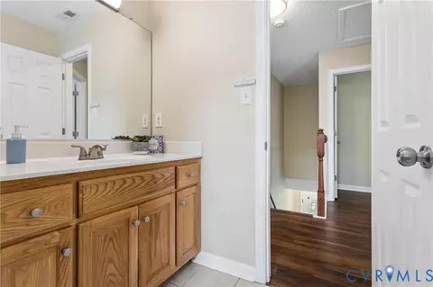 Entry Way - 21 St Johns Dr, Hampton, VA 23666 photo 4 of 4